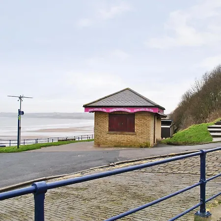 5 - 28159 Filey